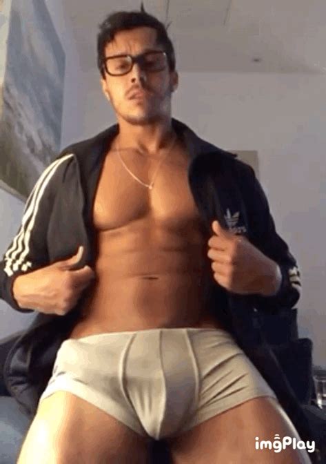Stripper Diego Barras Big Cock Bulge Play Precum Flash  21 Pics