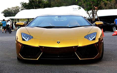 Gold Cool Lamborghini Wallpapers