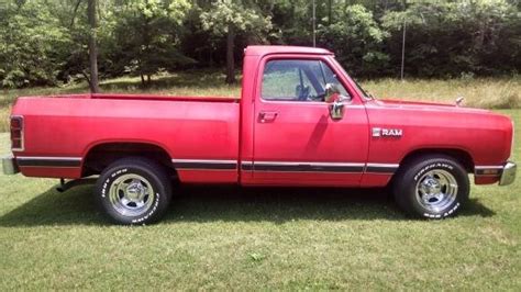 1988 Dodge D150 318 Auto Shortbed For Trucks Only
