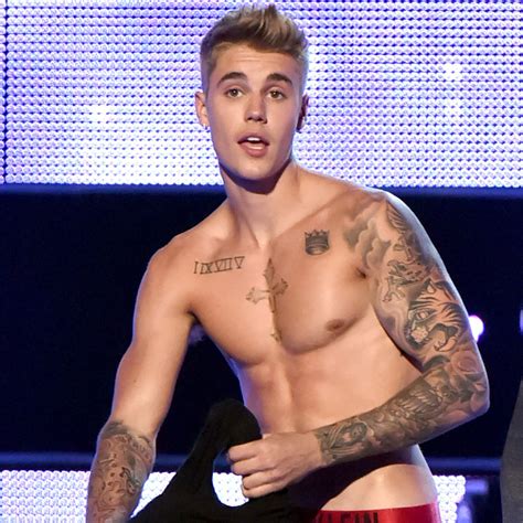Justin Bieber Reveals Massive New Chest Tattoo