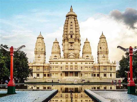 10 Must Visit And Famous Temples In Uttar Pradesh