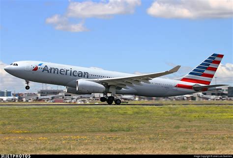 N281ay Airbus A330 243 American Airlines Jose Luis Guerrero