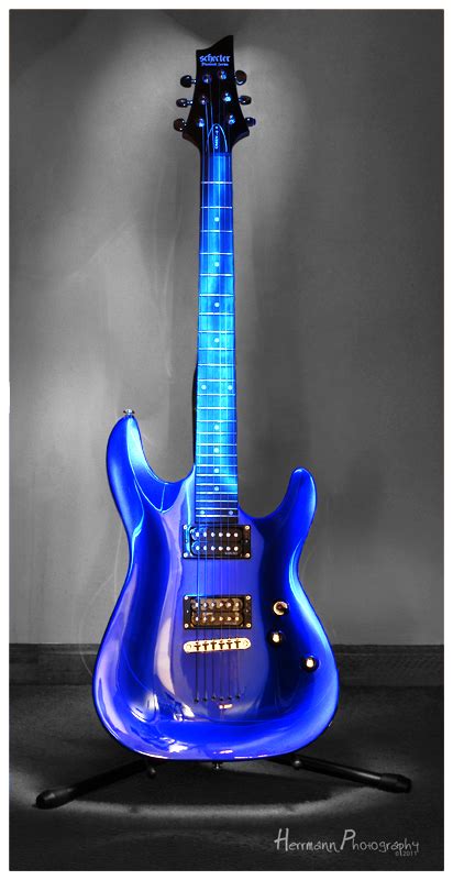 Herrmann Photography Blog 17365 Blue Guitar Light Painting