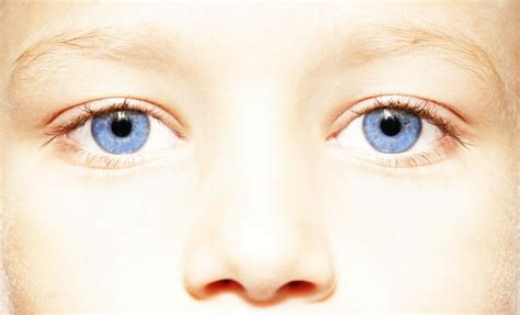 La Importancia De Tener Los Ojos Azules 23 Y Flagler ¡noticias