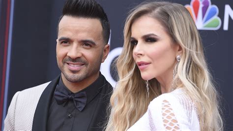 Esposa De Luis Fonsi Rompió El Silencio Sobre Su Matrimonio Revista Ronda