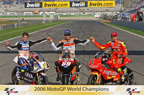 2006 Motogp World Champions Photoshoot 125 Champion Alvaro Bautista