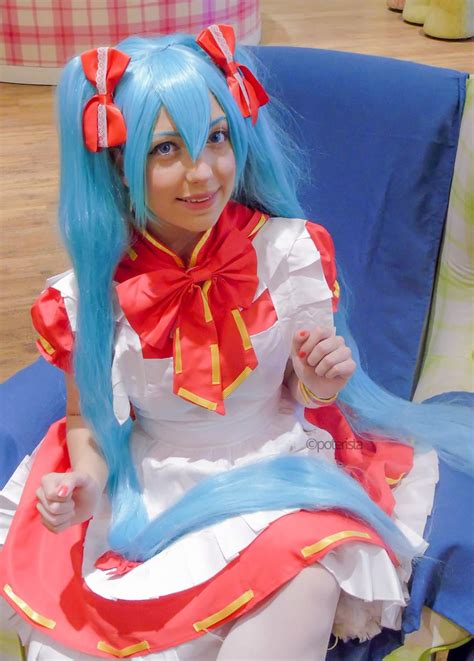 hi i m new here i want to introduce myself with my miku little red riding hood cosplay🍎 r vocaloid