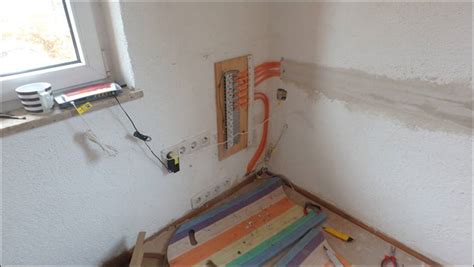 Haus mit mindestens 3 zimmern und ab 100 m² bis ca. LAN Anschluss: Patchpanel Switch Router DSL Anschluss ...