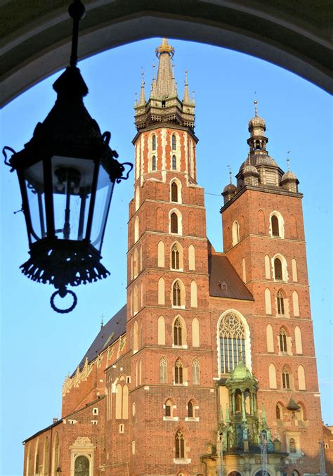 St Marys Basilica At Main Market Square In Kraków Poland Encircle