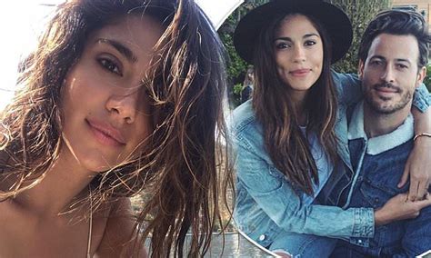 Pia Miller Reveals Her Flawless Visage And A Glimpse Of Cleavage In Sultry Holiday Selfie