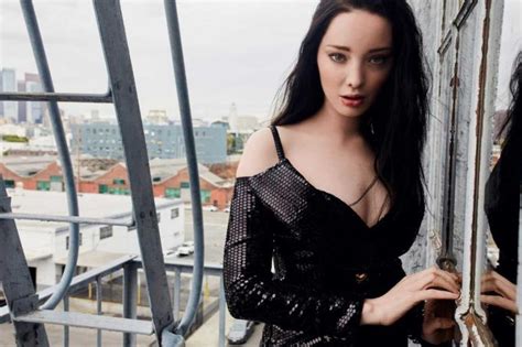 Emma Dumont Nude Pictures Which Make Her A Work Of Art BestHottie