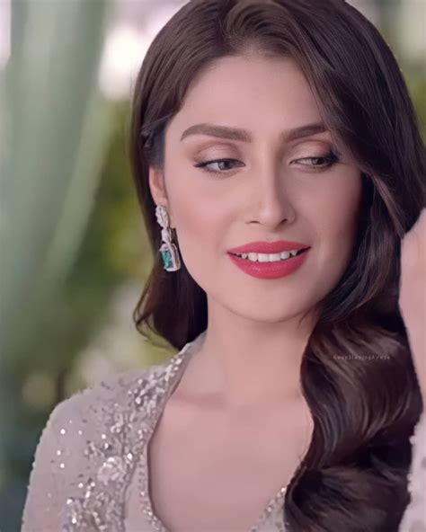 Beautyyyyy Ayeza In 2021 Pakistani Actress Ayeza Khan Beauty Crush