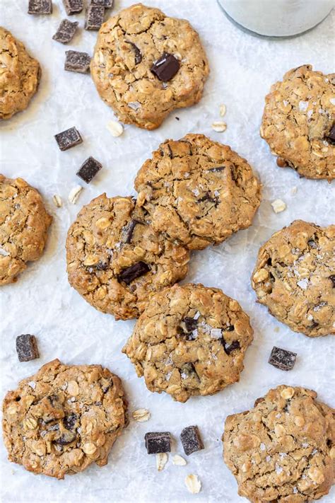 Top 6 Vegan Oatmeal Chocolate Chip Cookies