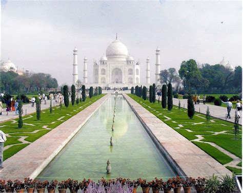 Man Made Taj Mahal Monuments Wallpaper Places To Visit Wonders Of
