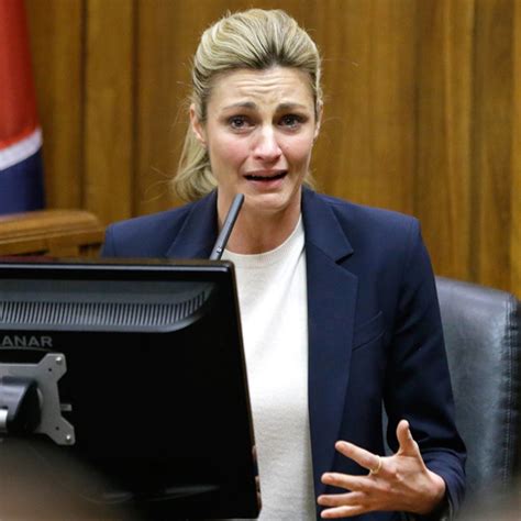 emotional erin andrews takes the stand in peeping tom case