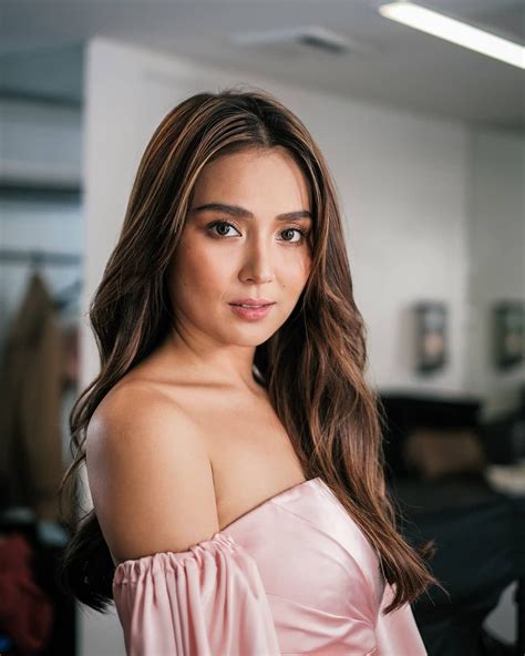 Kathryn Bernardo Hairstyle Kathryn Bernardo Outfits Filipina Actress Daniel Padilla Celebs