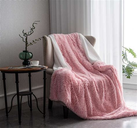 Baby Pink Luxury Super Soft Fluffy Fur Throw Blanket Large Sofa Bed