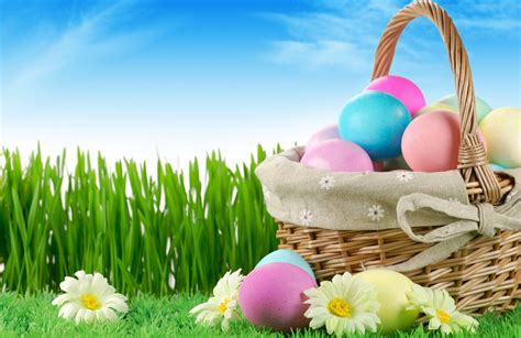 Download Cute Pastel Easter Eggs Wallpaper