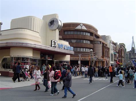 Universal studios japan, located in osaka, is one of six universal studios theme parks, owned and operated by usj llc, which is wholly owned. Universal Studios Japan (USJ) | Next Stop, Japan