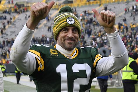 Aaron Rodgers Takes ‘monday Night Football Dig At Espn