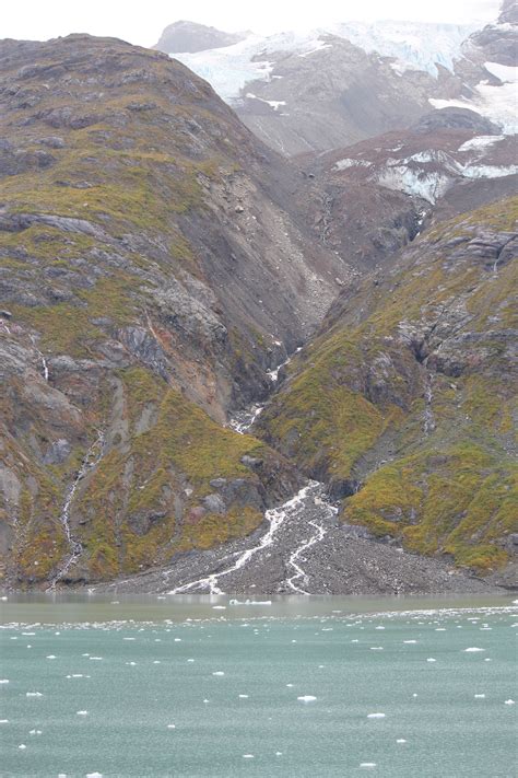 Rain Turning To Snow And Lots Of Glacial Runoff Glacier Bay Sept 13