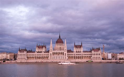Hungarian Parliament Building Hd Wallpapers Backgrounds