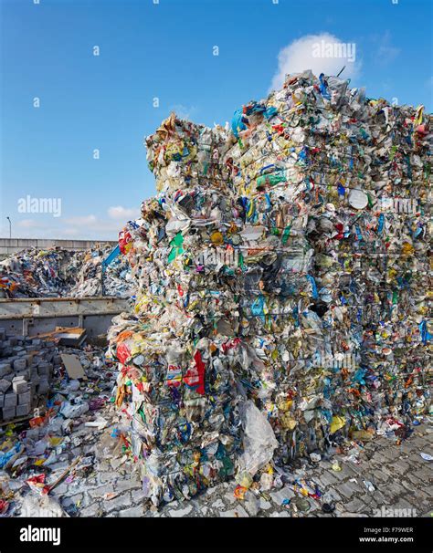 Plastic Trash Hi Res Stock Photography And Images Alamy