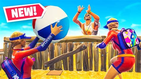 Playing Actual Volleyball In Fortnite Battle Royale W Lachlan Lazarbeam And Alex Youtube