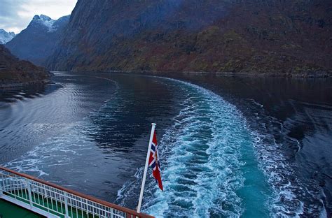 Abendstimmung Im Trollfjord Bild Kaufen 71350642 Lookphotos