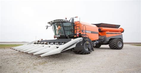 The Tribine Worlds First Articulated Combine Harvester 950×633