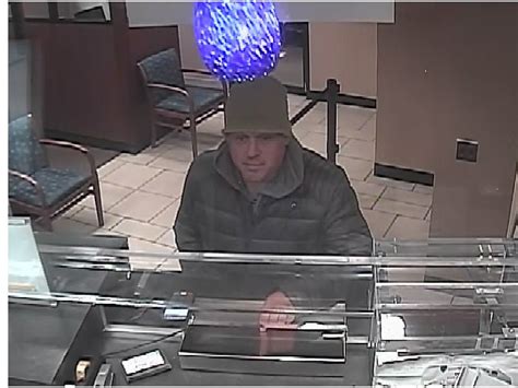 Thief Flees After Failed Woodside Chase Bank Robbery Steals More Than