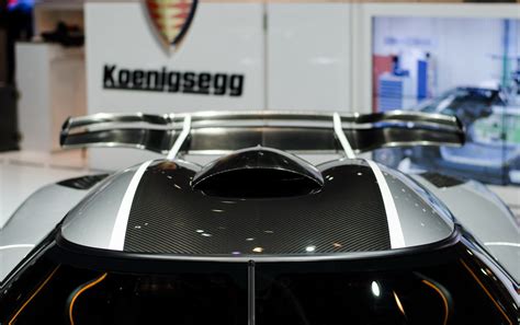2015 Koenigsegg One1 Gallery Top Speed