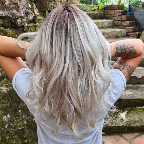 Silver Baleyage To Najmodniejszy Kolor Włosów Na Jesień 2020 Koniec Z