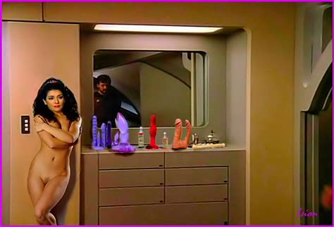 Post Deanna Troi Fakes Ision Marina Sirtis Star Trek Star Trek