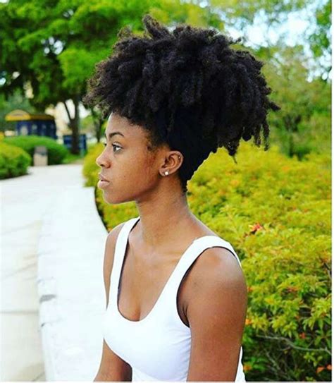 This is probably one of the most trendy short natural hairstyles for black women with 4c hair out there, and we are going to tell you exactly how to get it. 8 Go-To Hairstyles for 4C Hair | Un-ruly