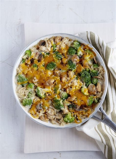 In a small casserole dish mix, mix the chunks of chicken with the previously cooked broccoli. Chicken & Broccoli Rice Casserole | MyFitnessPal