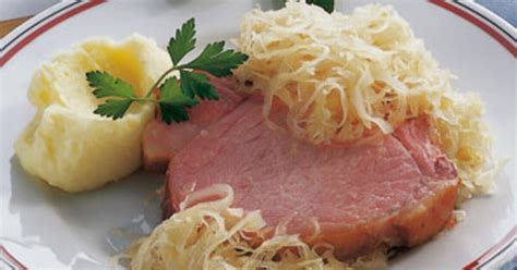 Kasseler mit Sauerkraut und Kartoffelpüree einfach lecker