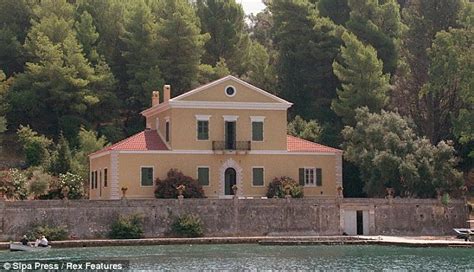 Aristotle Onassis Αριστοτέλης Ωνάσης Skorpios Island Is Sold The