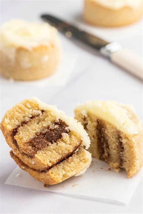 Excluding dairy from your diet can be an effective way to speed up your weight loss and help reversing type 2 diabetes. Keto Cinnamon Rolls (No dairy or yeast!) - The Big Man's ...