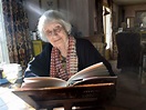 Angelica Garnett, Memoirist of Bloomsbury, Dies at 93 - The New York Times
