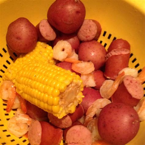 Shrimp Potato And Corn Boil