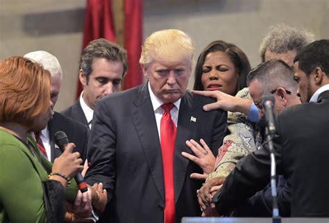 white evangelicals back donald trump over previous three republican candidates report