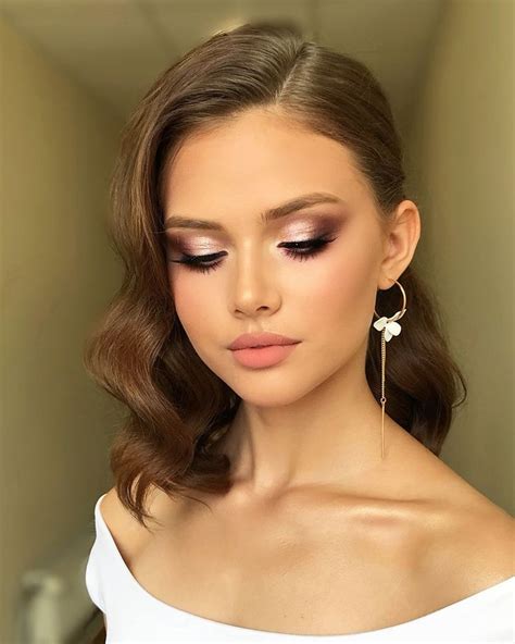 Wedding Makeup Trends 30 Looks For Brides Guests 2022 Guide