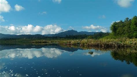 Taman negara gunung mulu terletak di bahagian miri, sarawak state, malaysia. Tapak Warisan Dunia Yang Diiktiraf Oleh Unesco Di Malaysia