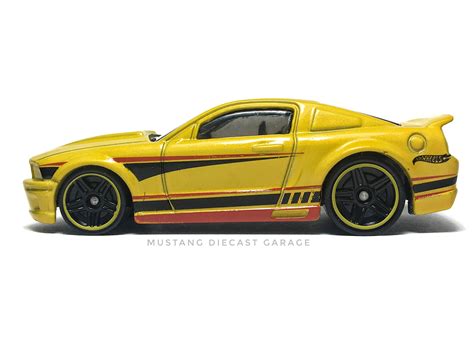 Hot Wheels 07 Ford Mustang Series 2014 Hw City Kmart Exclusive