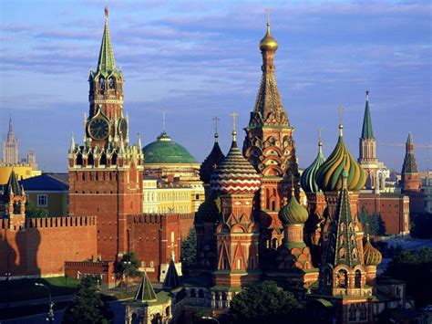 Moscow Accuses Kyiv Of Targeting Putins Kremlin Residence Public