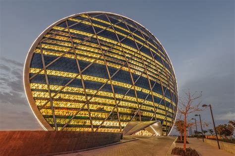 Aldar Headquarters Building Uludağ Sözlük