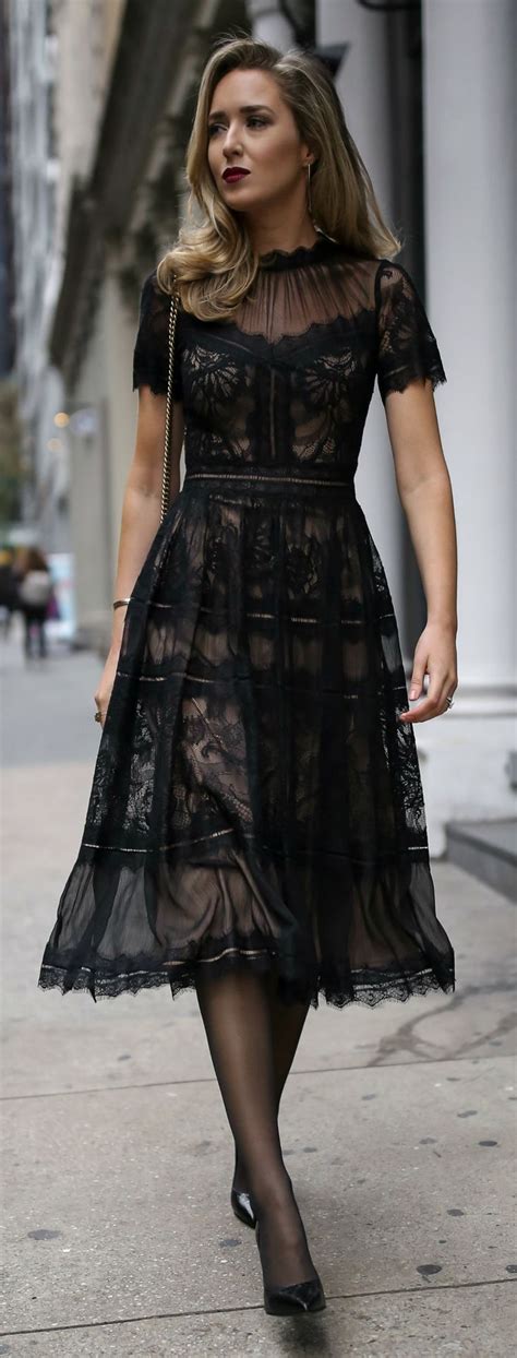 You can wear a black and white colour blocked midi sheath dress for a meeting with your client. 10814 best MEMORANDUM images on Pinterest