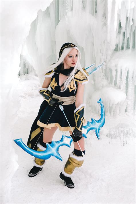 Ashe Cosplay League Of Legends By Vinylraven Photography By Laina