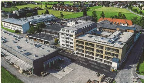 Nichts geht mehr, die täter haben bei uns das kommando übernommen, heißt es. Salzburger Nachrichten vom 7. Oktober 2017: Holztechnikum ...